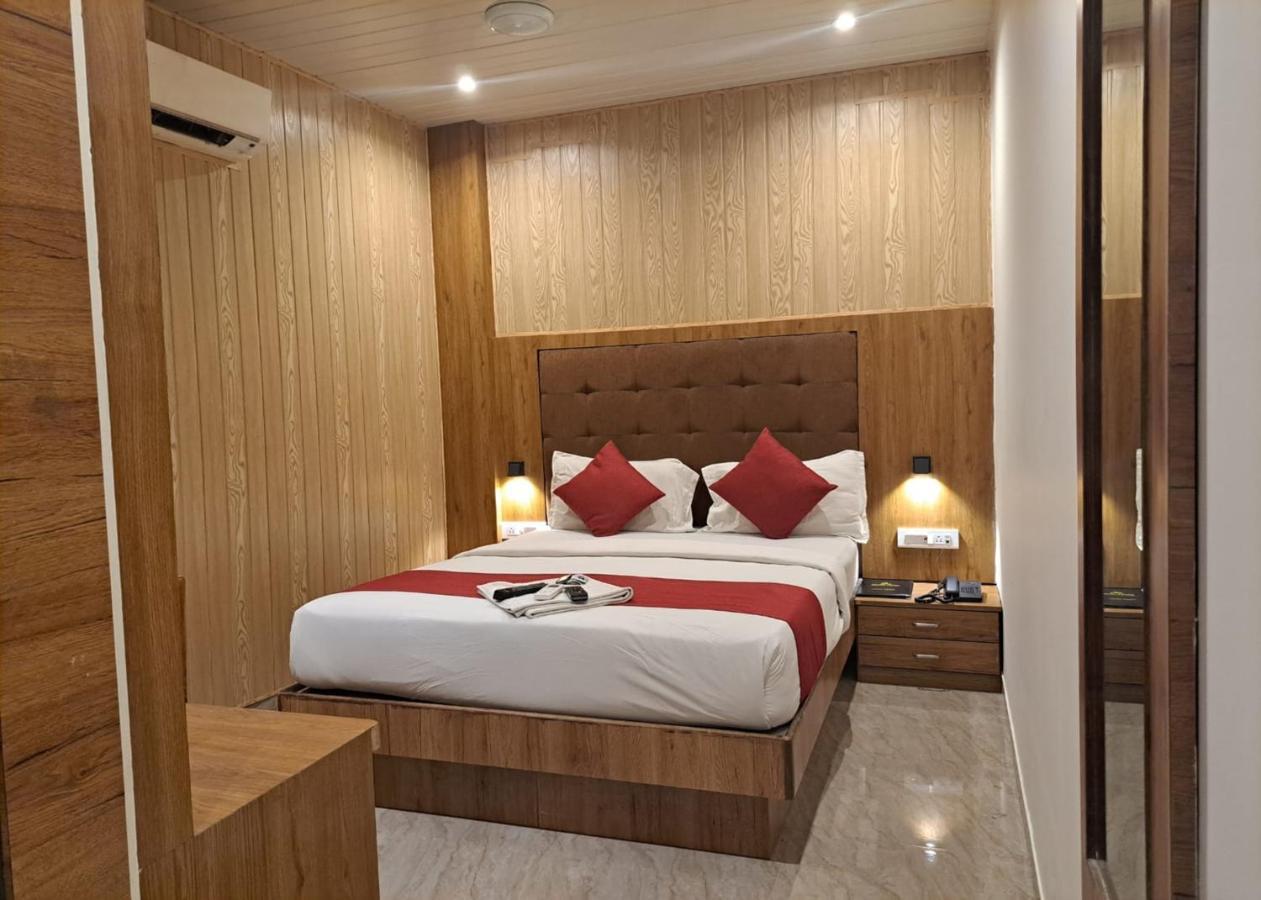 Gateway Star Hotel Mumbai Ngoại thất bức ảnh